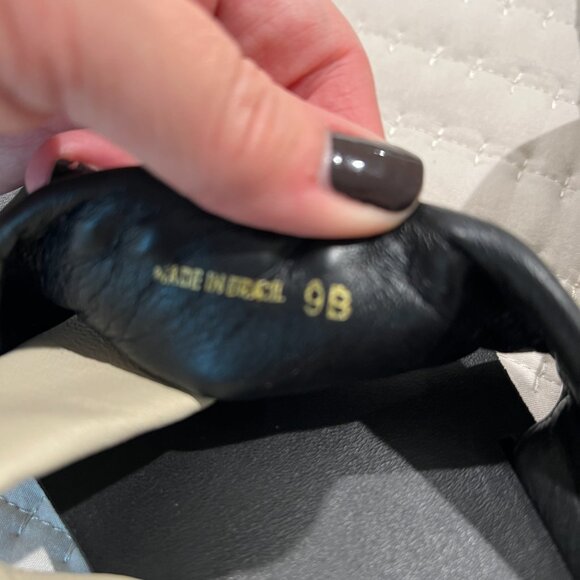 Francis Valentine Criss Cross Cloud Slides size 9 - Picture 5 of 6